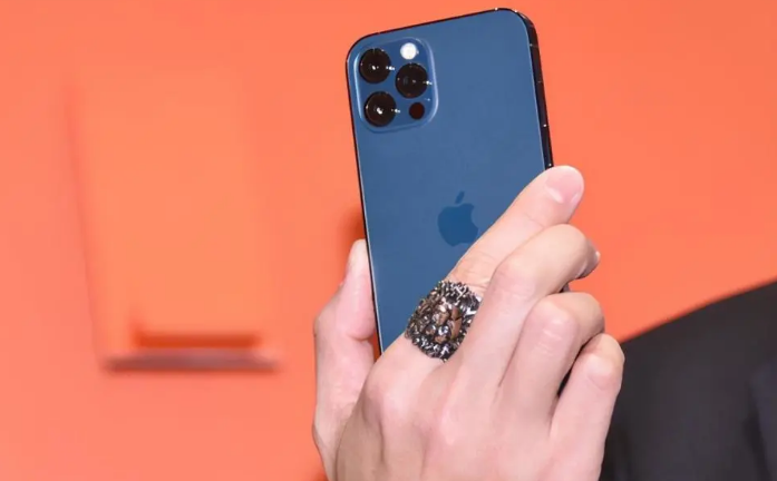 南通苹果手机维修分享iPhone12系列重启方法教程 